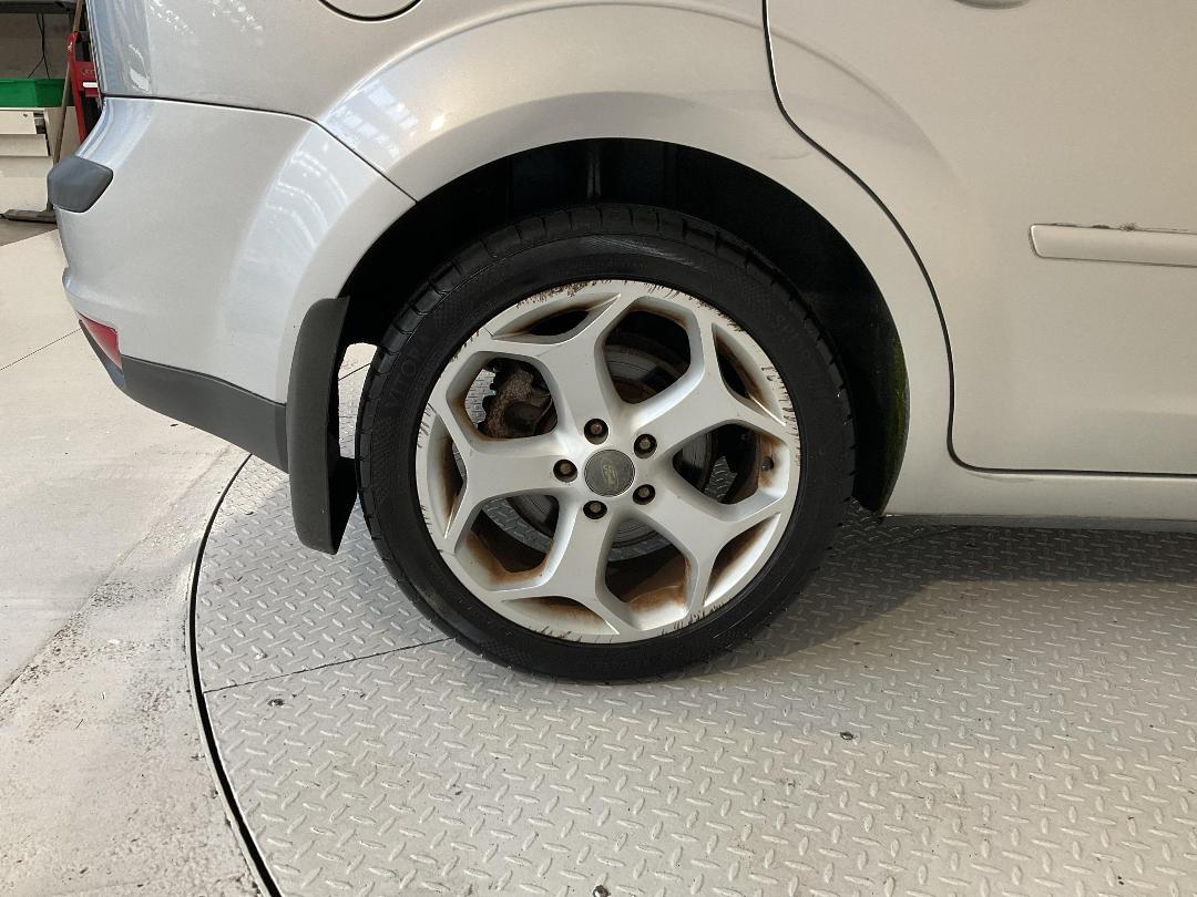 Photo '12' of Ford Focus Photo '12' of Ford Focus