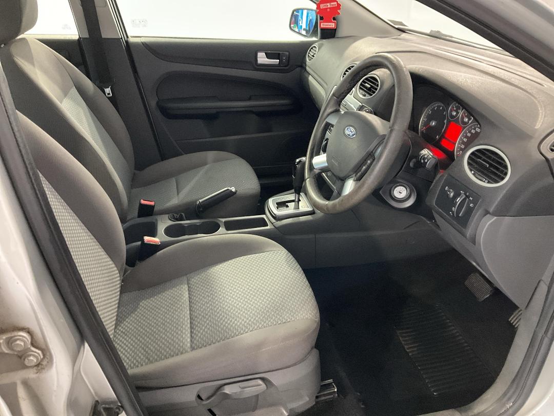 Photo '16' of Ford Focus Photo '16' of Ford Focus