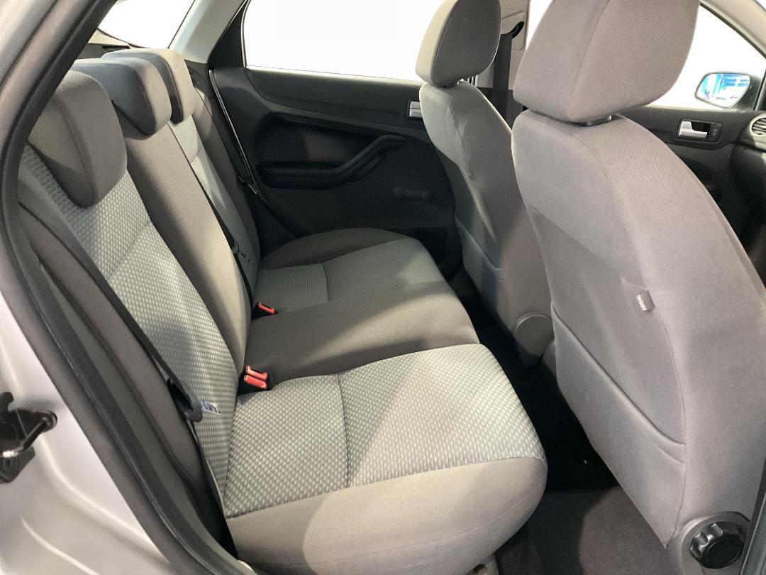 Photo '20' of Ford Focus Photo '20' of Ford Focus