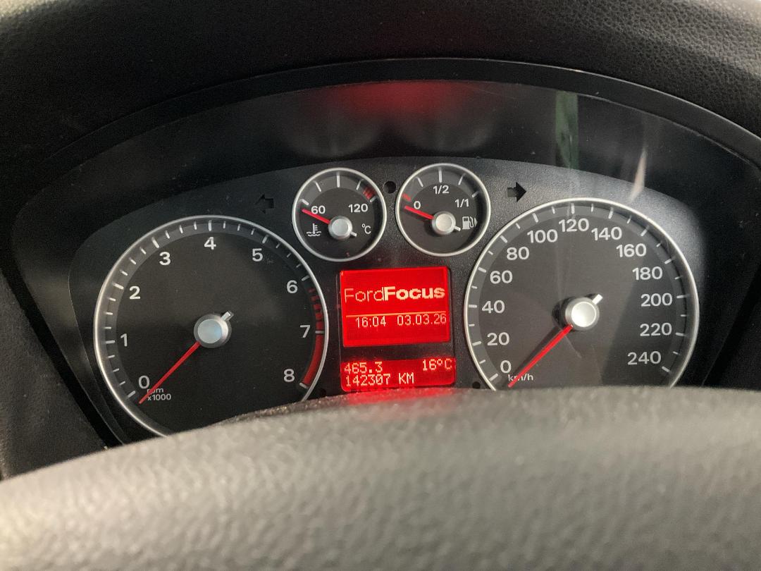 Photo '21' of Ford Focus Photo '21' of Ford Focus