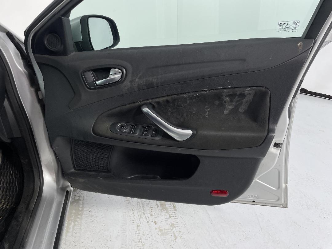 Photo '13' of Ford Mondeo Photo '13' of Ford Mondeo