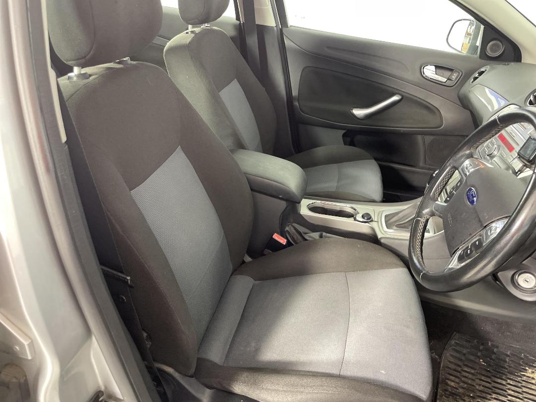 Photo '14' of Ford Mondeo Photo '14' of Ford Mondeo