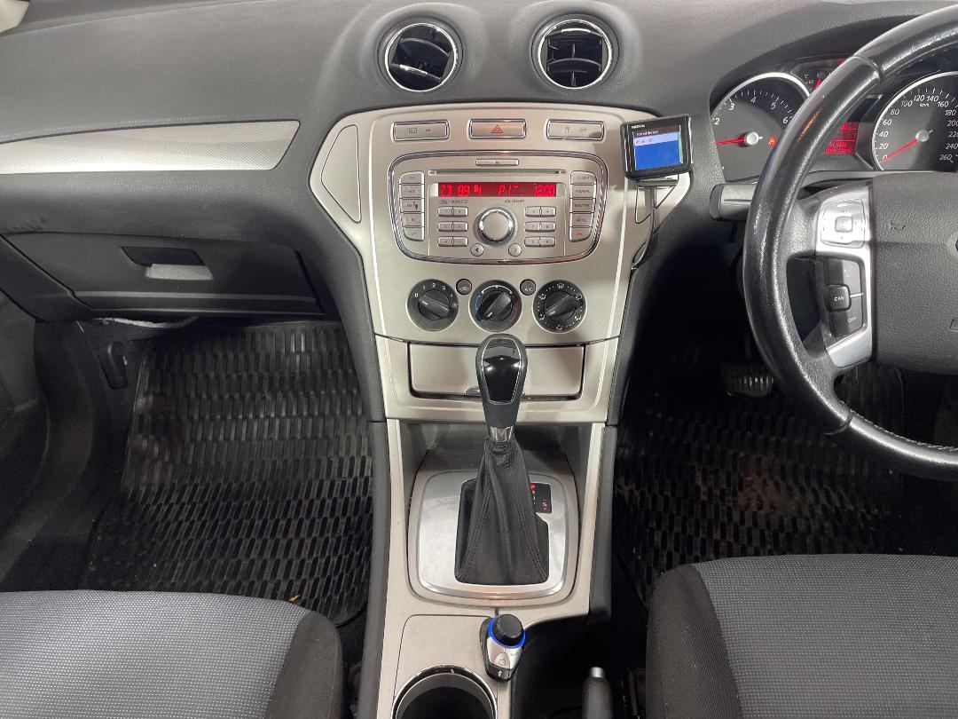 Photo '16' of Ford Mondeo Photo '16' of Ford Mondeo