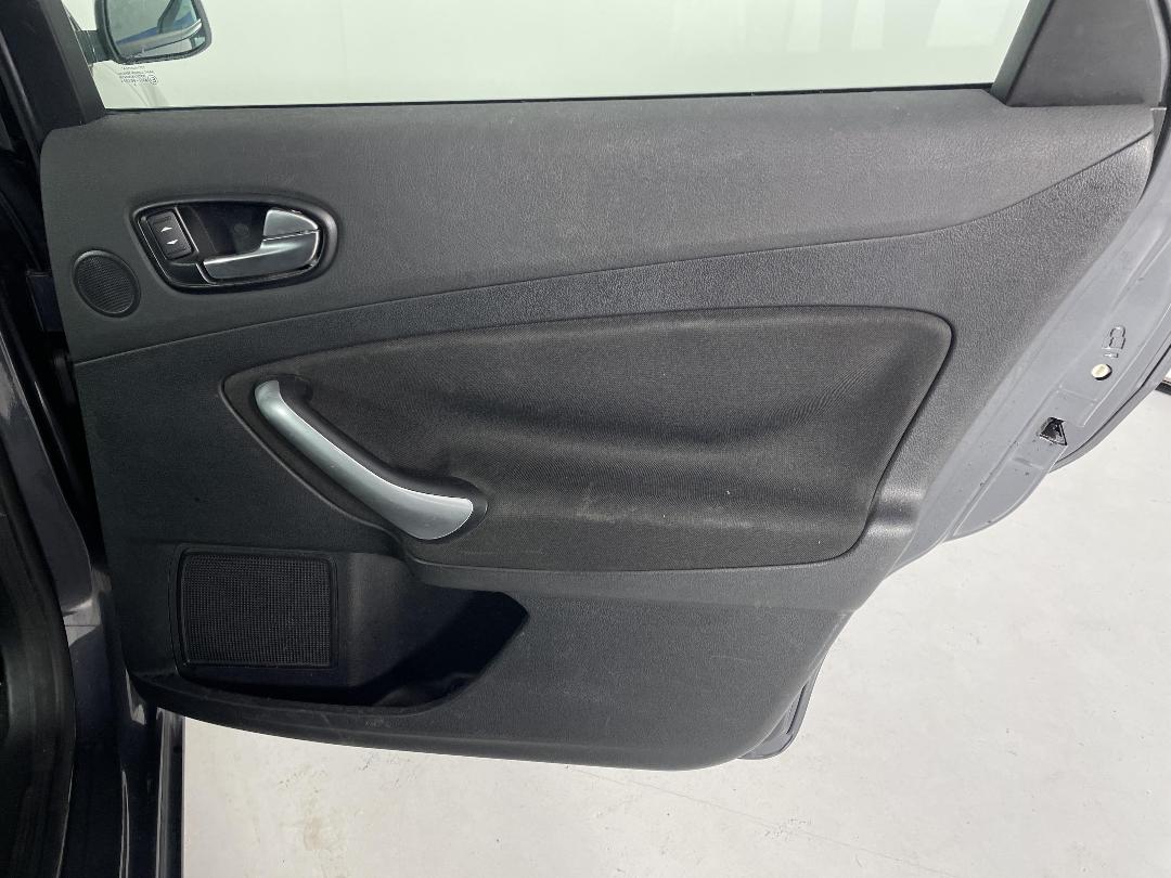 Photo '19' of Ford Mondeo