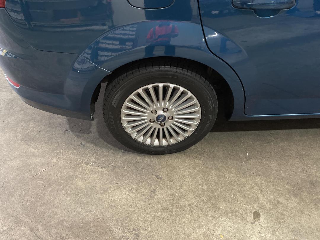 Photo '8' of Ford Mondeo Zetec