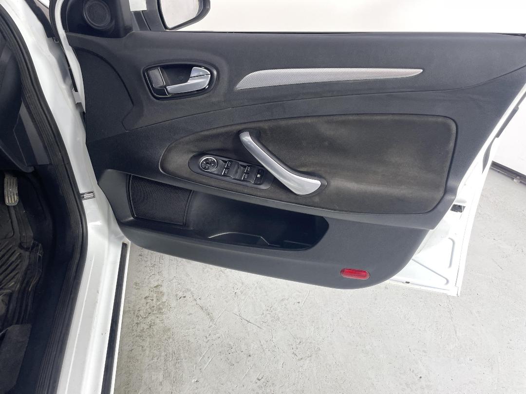 Photo '15' of Ford Mondeo