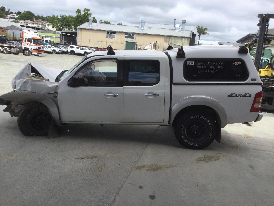 Photo '4' of Ford Ranger XLT D/C 4X4 Photo '4' of Ford Ranger XLT D/C 4X4