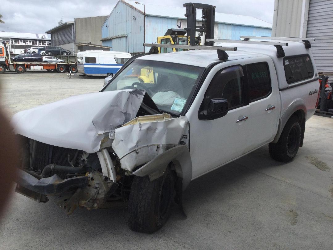 Photo '3' of Ford Ranger XLT D/C 4X4 Photo '3' of Ford Ranger XLT D/C 4X4