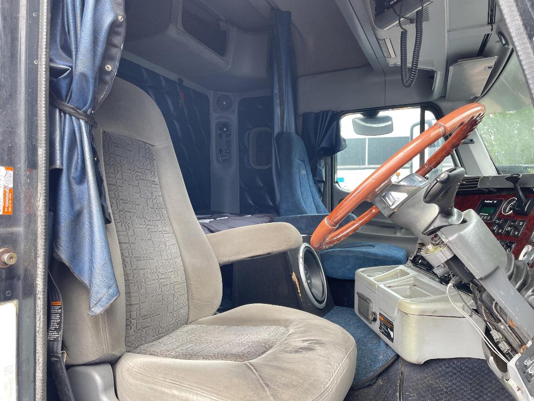 Photo '12' of Freightliner Argosy TSB Curtainsider