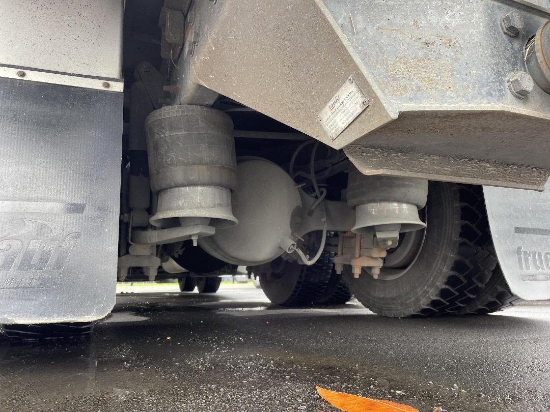 Photo '40' of Freightliner Argosy TSB Curtainsider