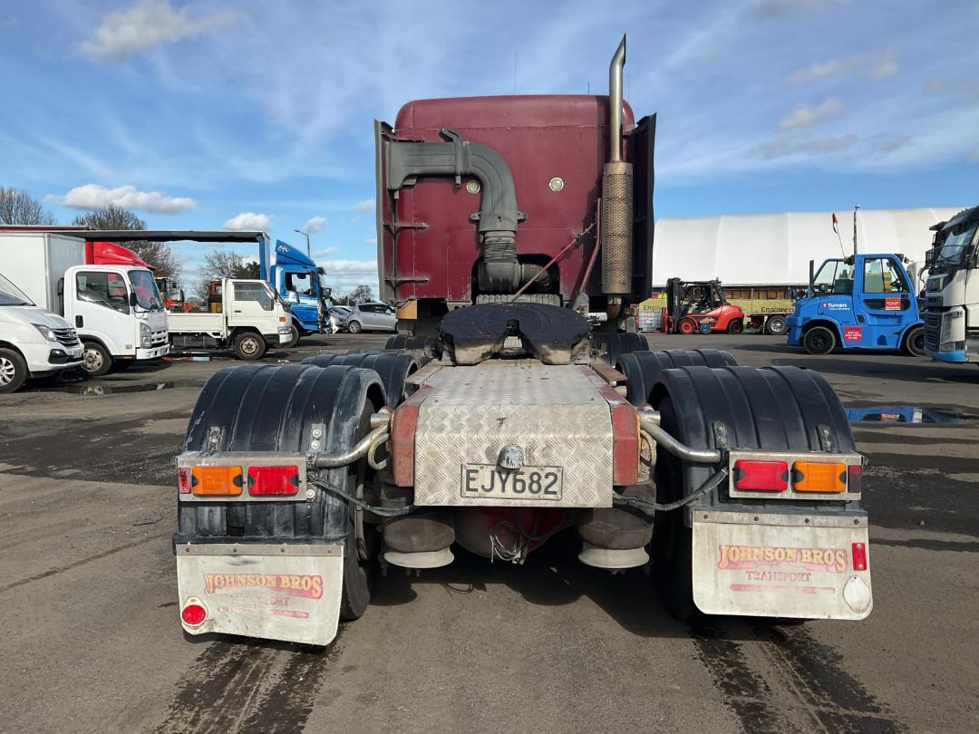 Photo '5' of Freightliner Argosy Cement Blower Tractor Unit Photo '5' of Freightliner Argosy Cement Blower Tractor Unit