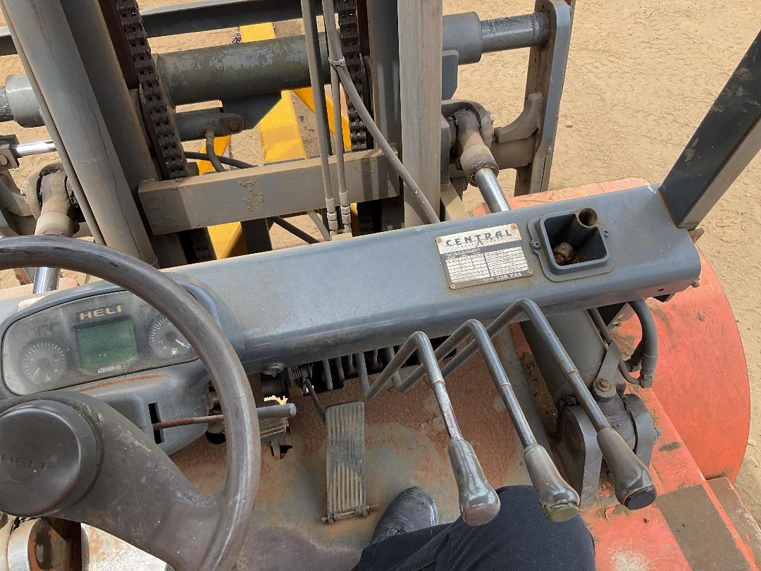 Photo '11' of Heli FD155 Forklift Forklift