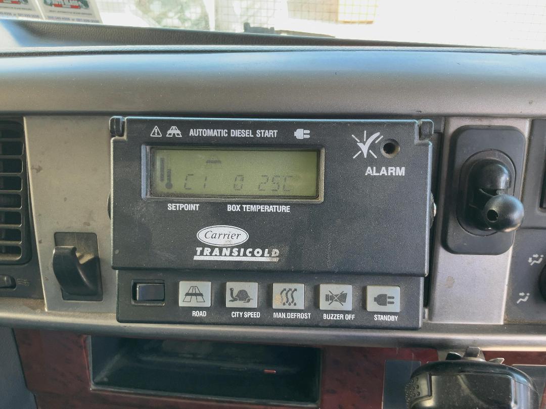 Photo '15' of Hino FY 1 EUPG-WPN Curtain/Chiller