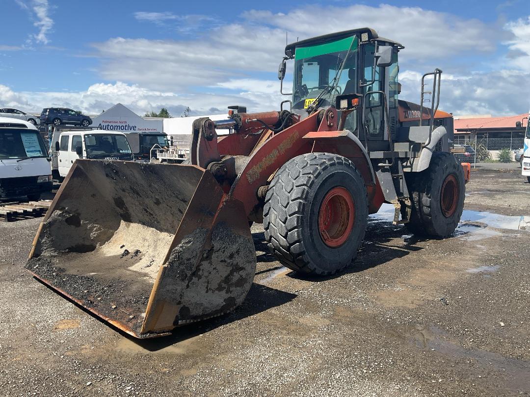 Photo '10' of Hitachi ZW220 Wheel Loader