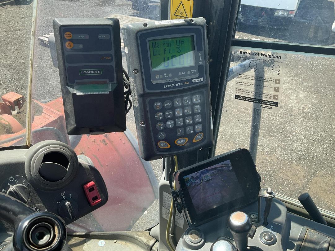 Photo '18' of Hitachi ZW220 Wheel Loader