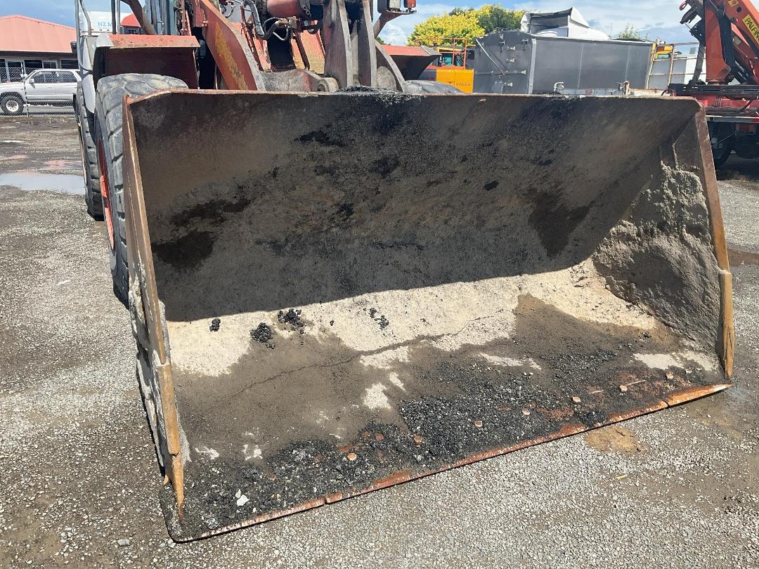 Photo '21' of Hitachi ZW220 Wheel Loader