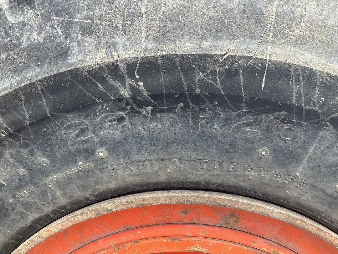 Photo '35' of Hitachi ZW220 Wheel Loader