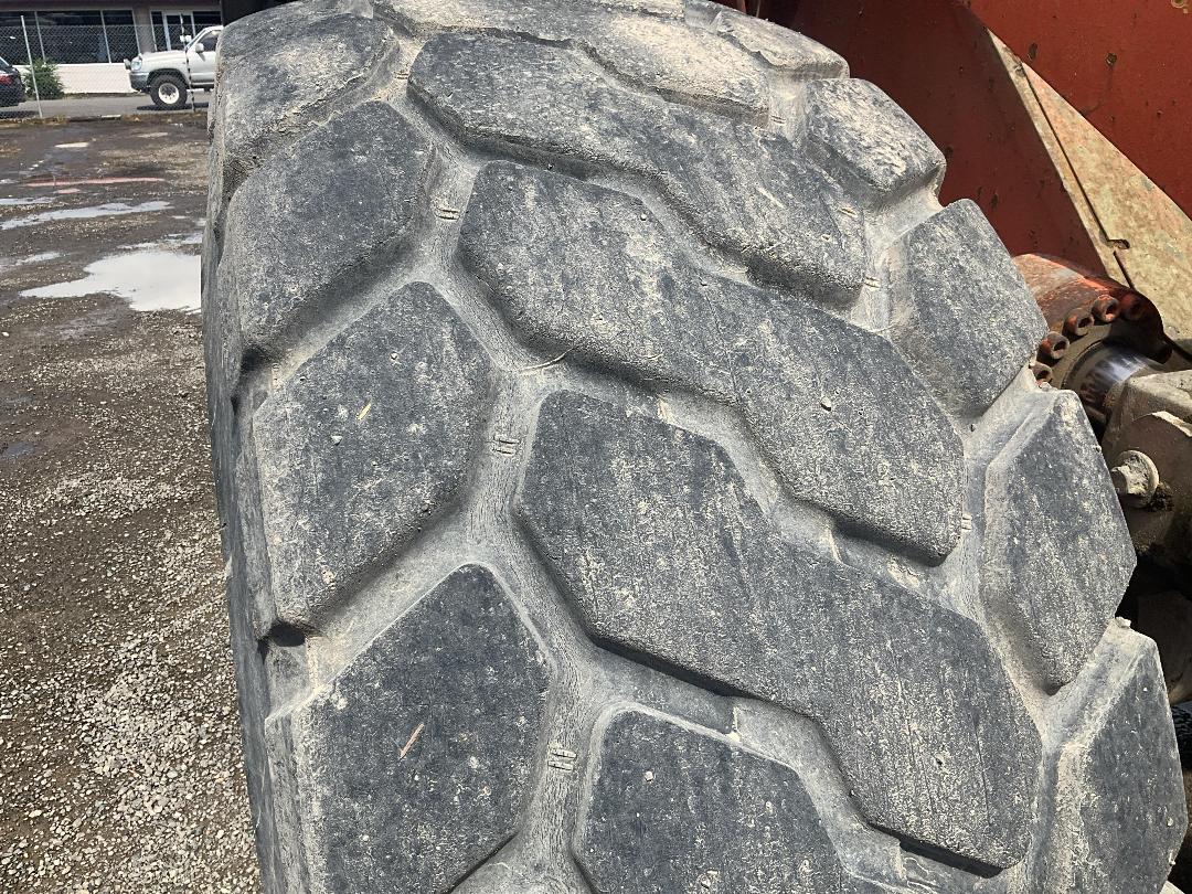 Photo '32' of Hitachi ZW220 Wheel Loader