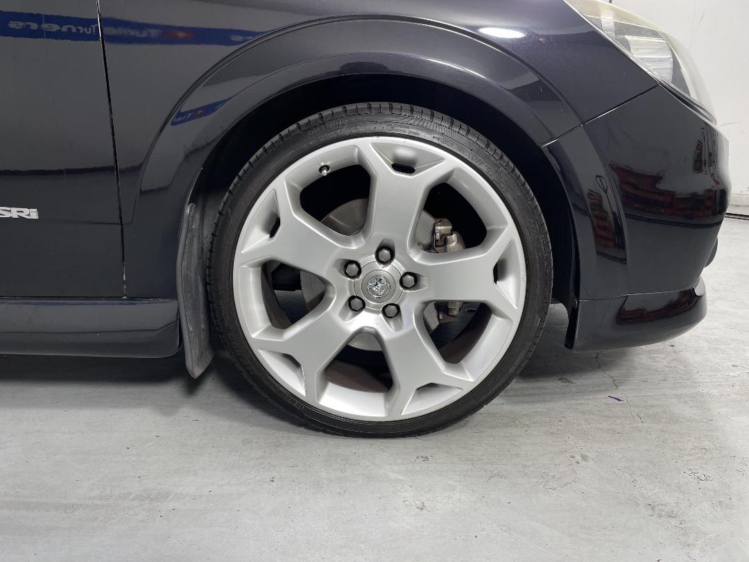 Photo '9' of Holden Astra