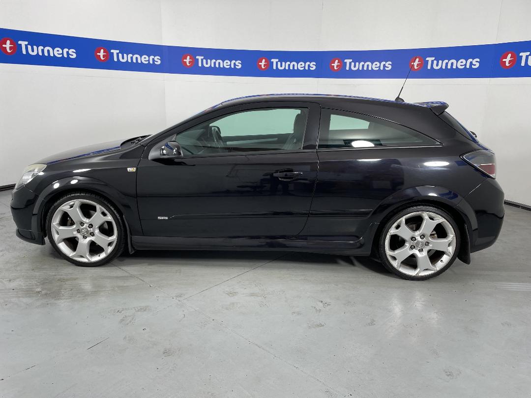 Photo '27' of Holden Astra