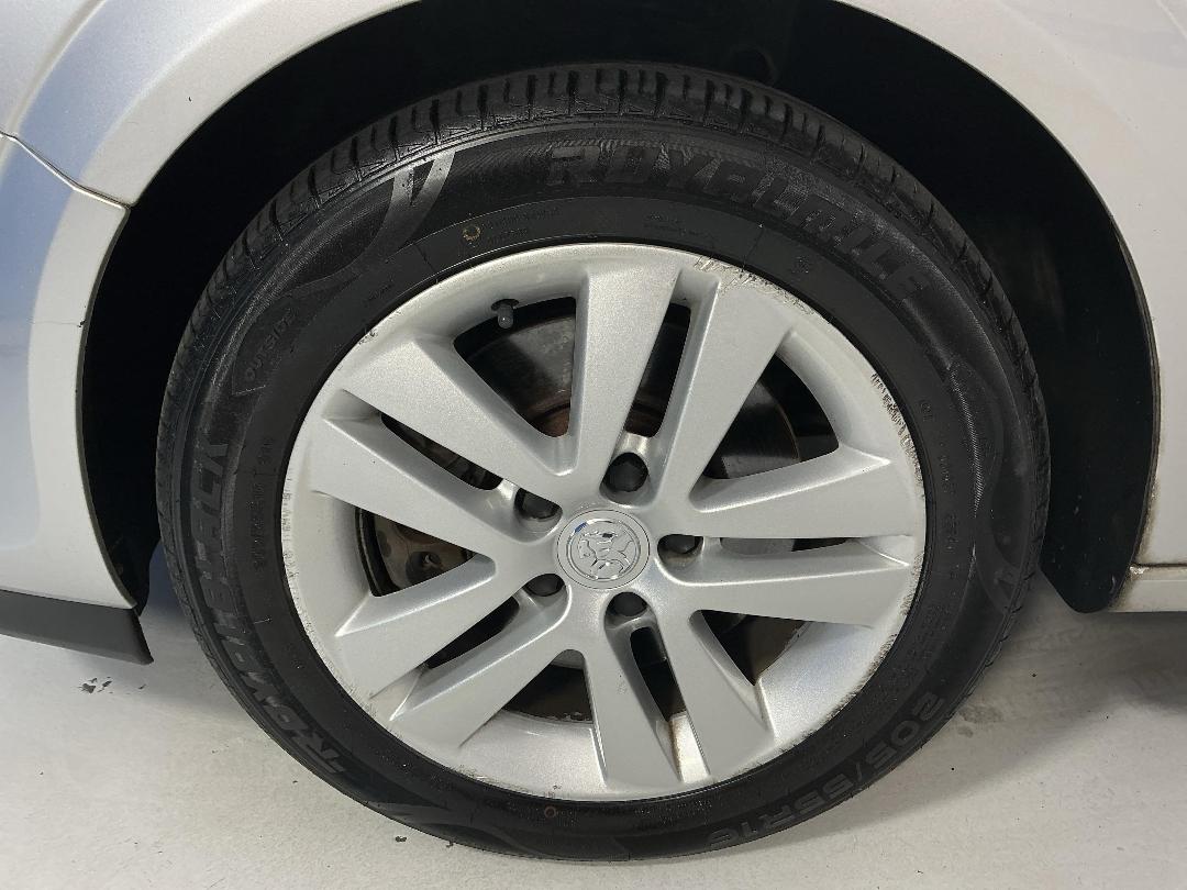 Photo '10' of Holden Astra