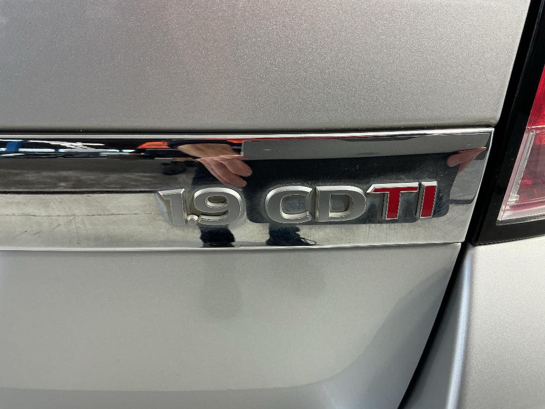 Photo '29' of Holden Astra