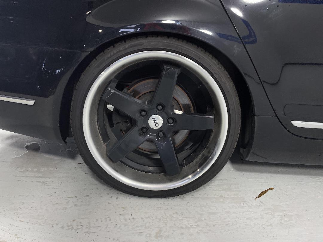 Photo '12' of Holden Caprice