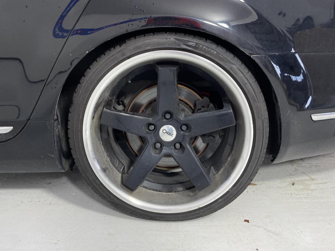 Photo '11' of Holden Caprice