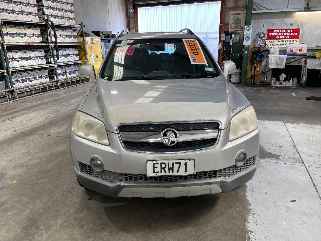 Photo '2' of Holden Captiva 7 LX V6