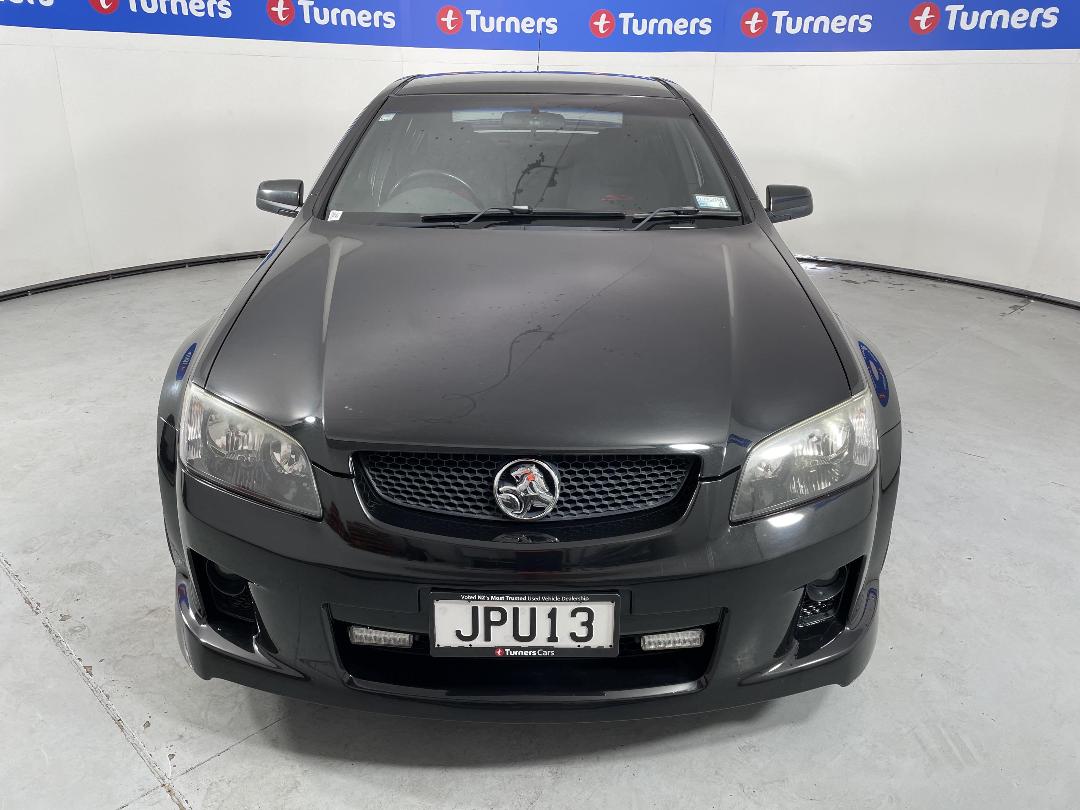 Photo '2' of Holden Commodore