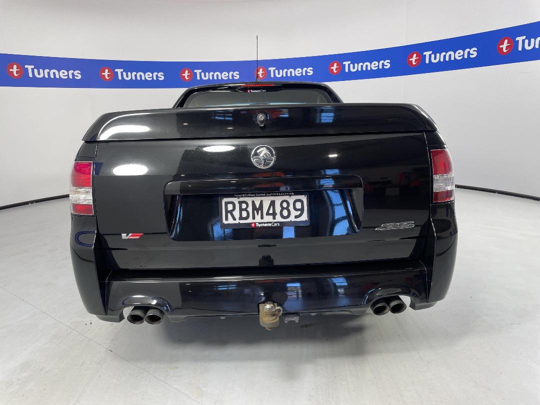 Photo '6' of Holden Commodore