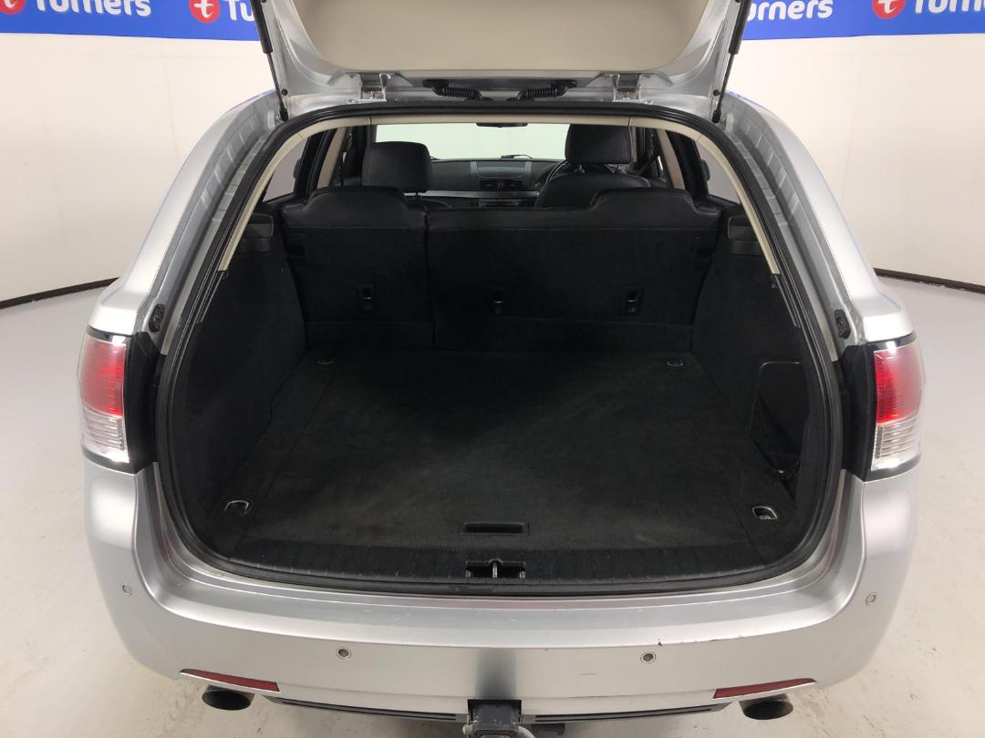 Photo '14' of Holden Commodore