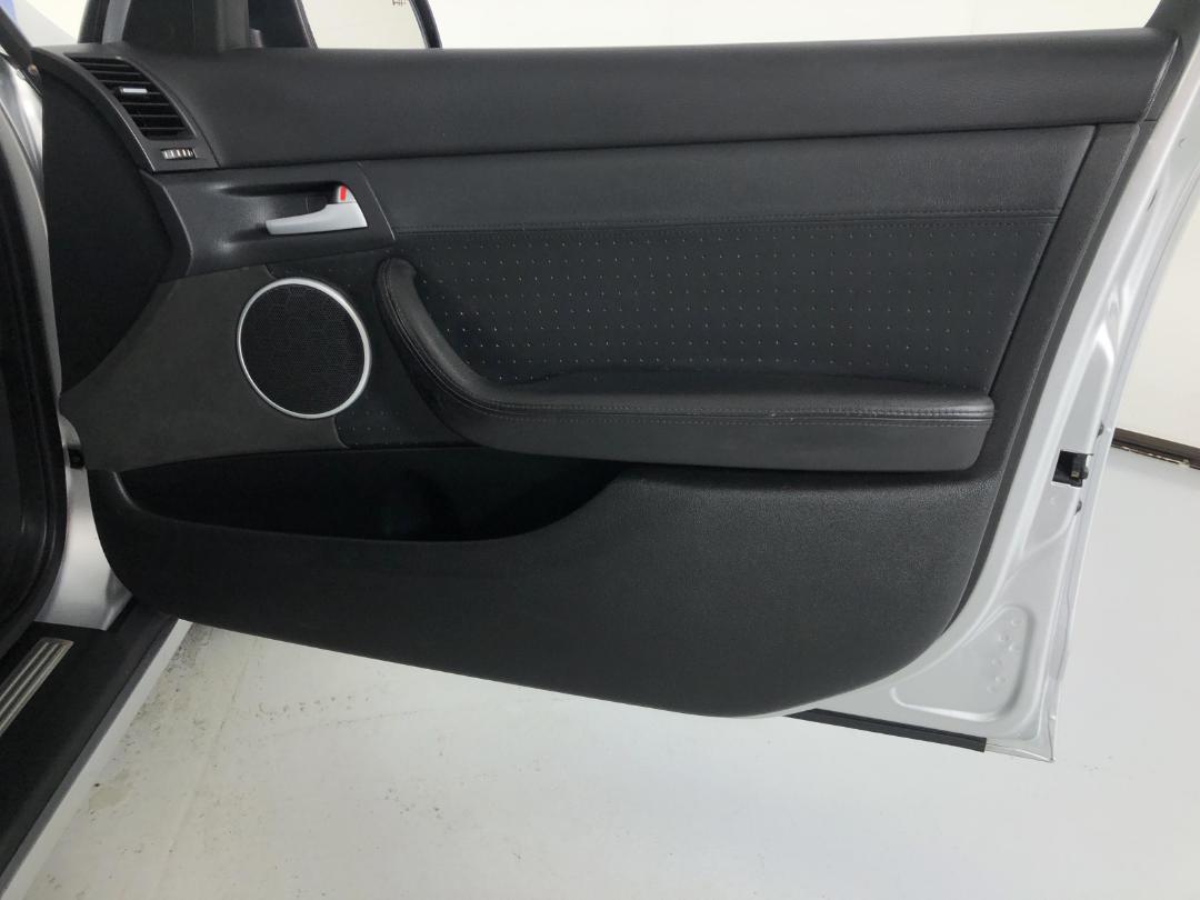 Photo '15' of Holden Commodore