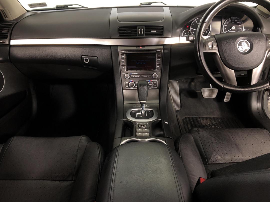 Photo '17' of Holden Commodore