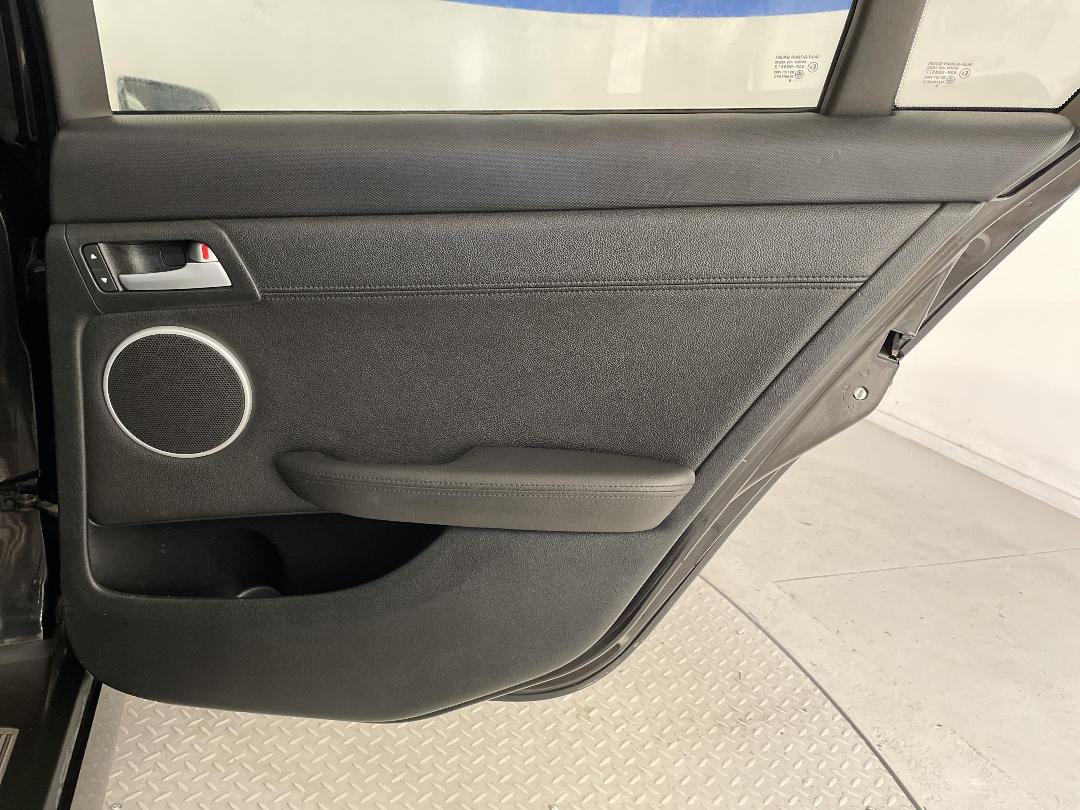 Photo '19' of Holden Commodore