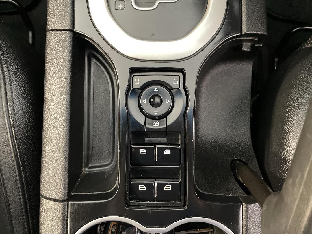 Photo '25' of Holden Commodore