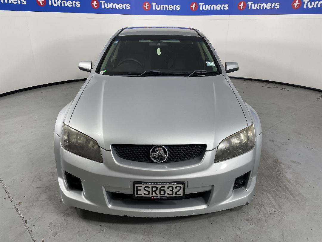 Photo '2' of Holden Commodore