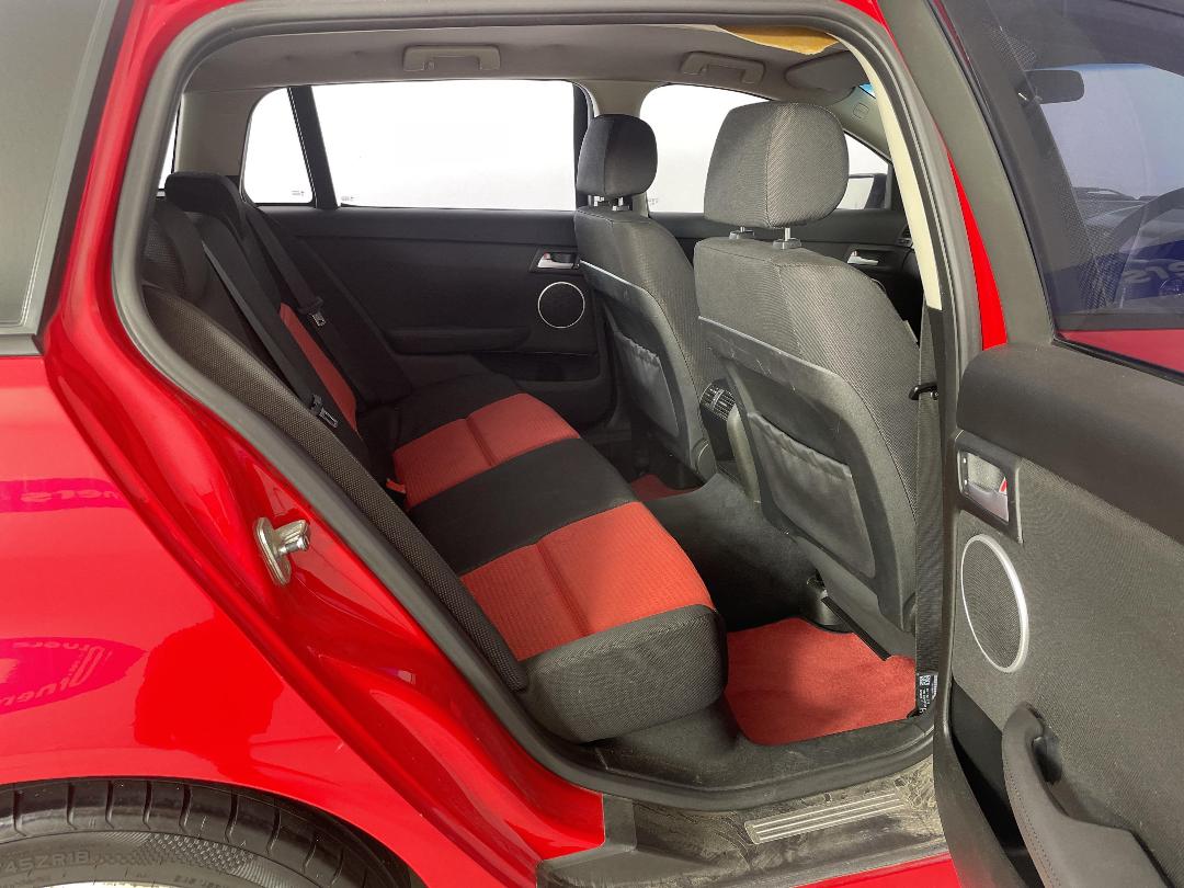 Photo '20' of Holden Commodore