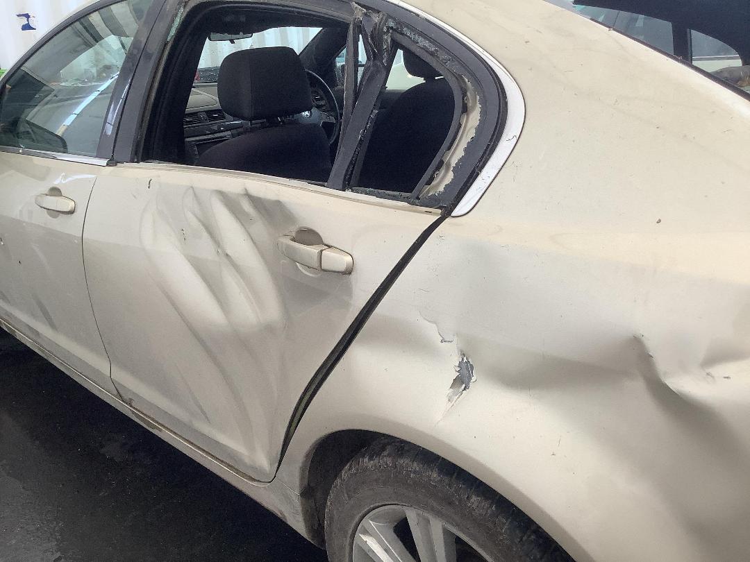 Photo '7' of Holden Commodore Calais V6