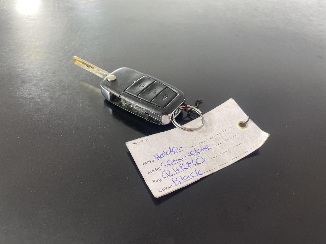 Photo '22' of Holden Commodore