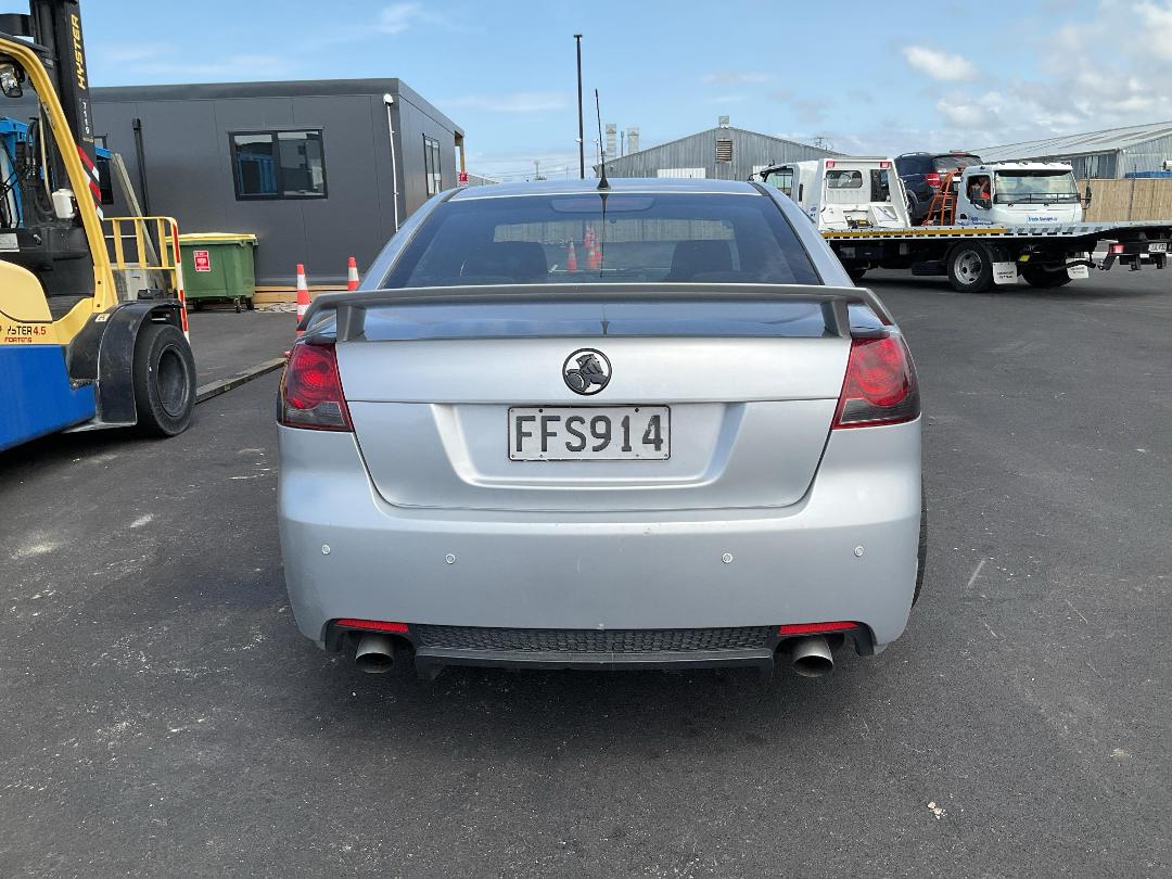 Photo '3' of Holden Commodore SV6