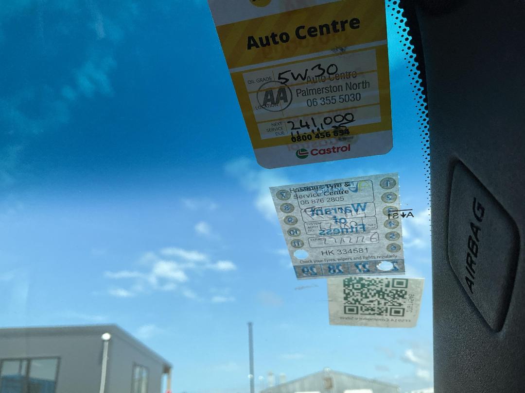 Photo '13' of Holden Commodore SV6