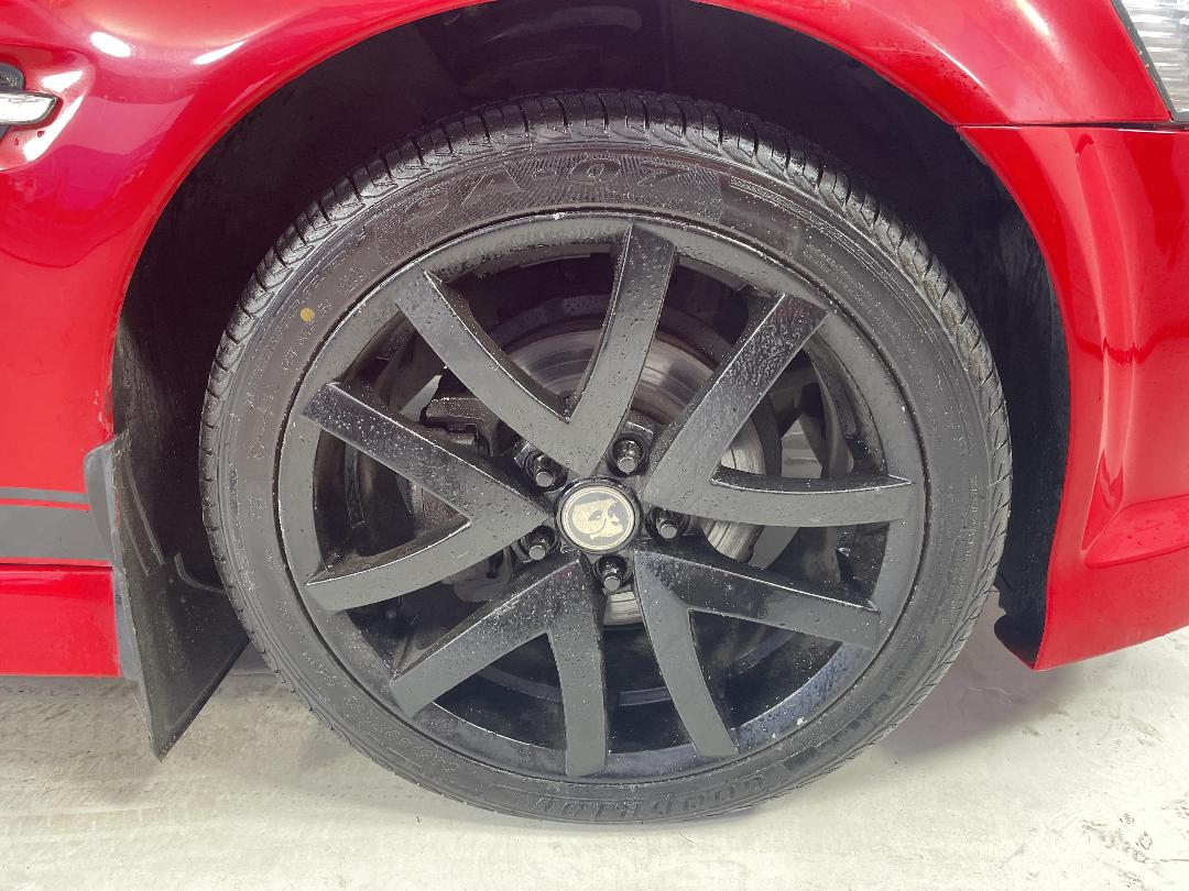 Photo '9' of Holden Commodore