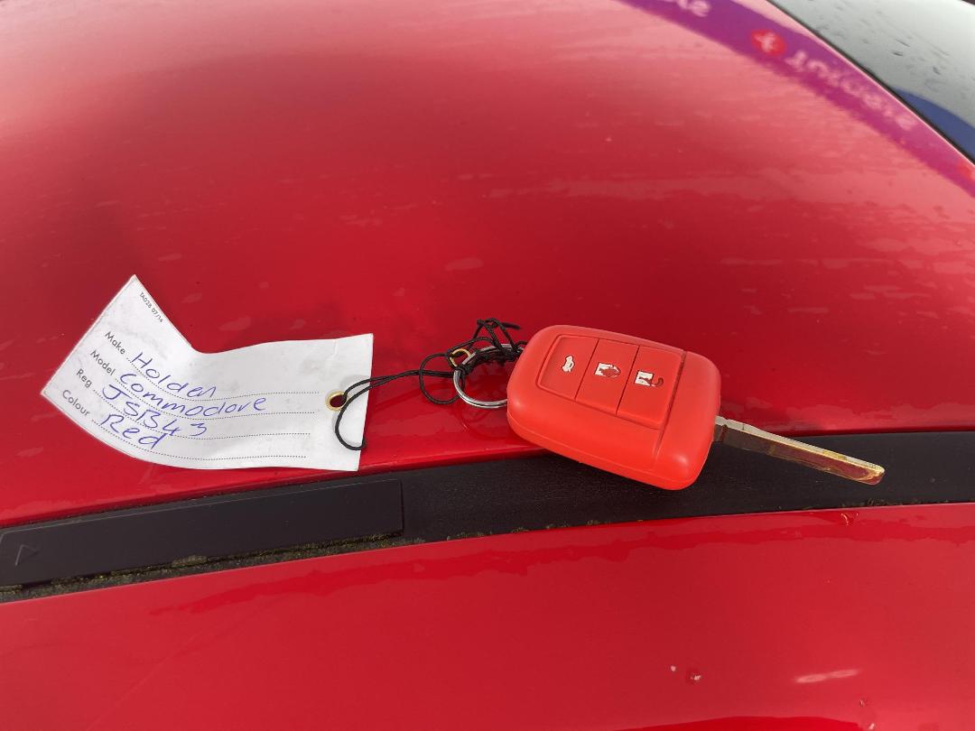 Photo '22' of Holden Commodore