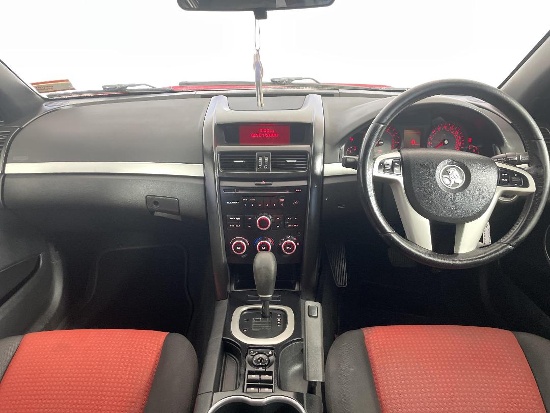 Photo '17' of Holden Commodore