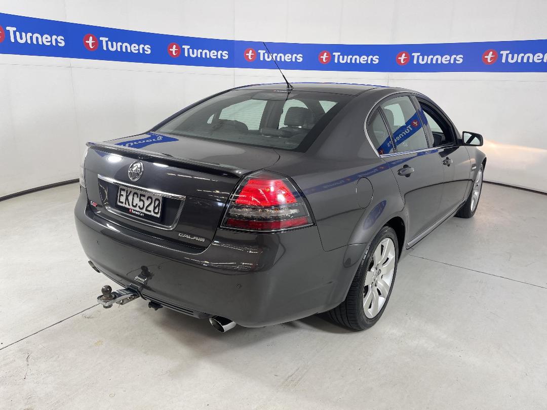 Photo '7' of Holden Commodore Photo '7' of Holden Commodore