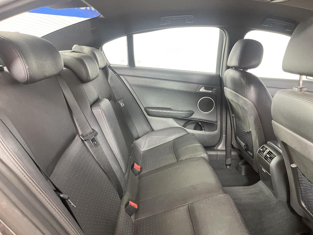 Photo '20' of Holden Commodore Photo '20' of Holden Commodore