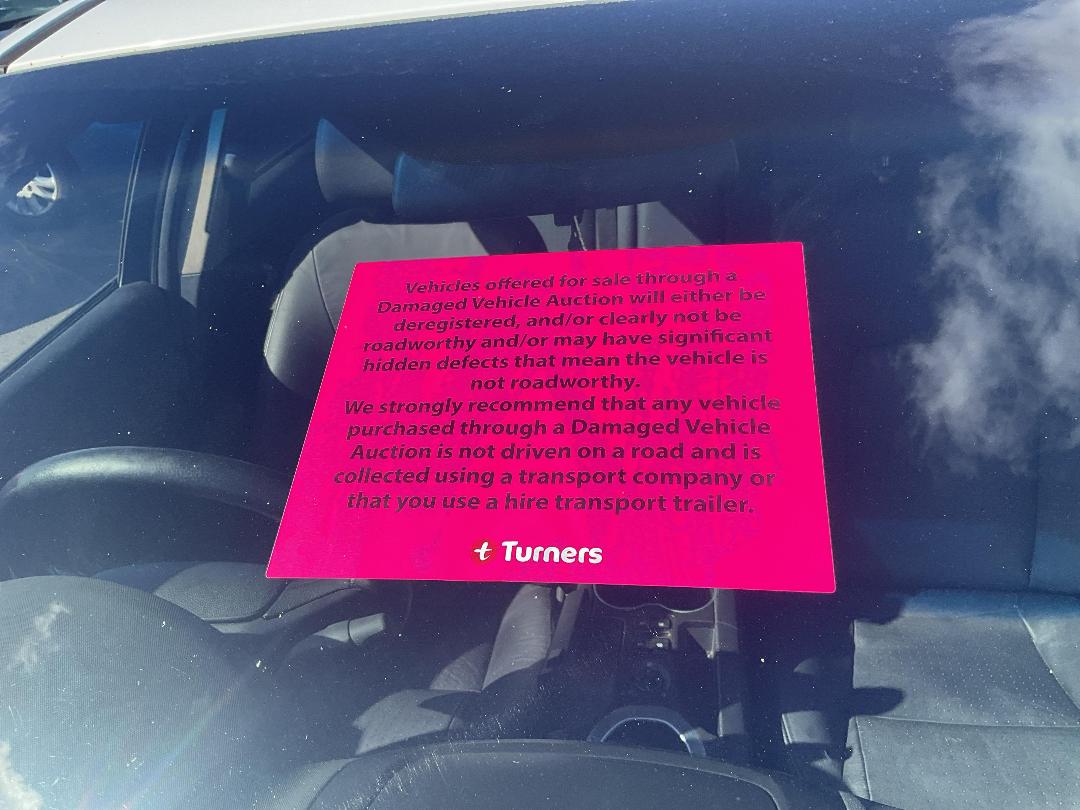 Photo '13' of Holden Commodore Sptwgn Calais VV6