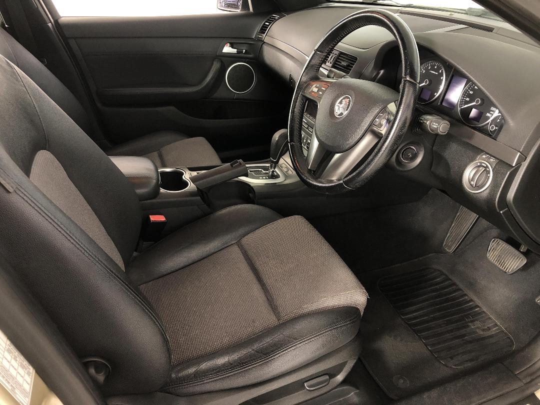 Photo '16' of Holden Commodore