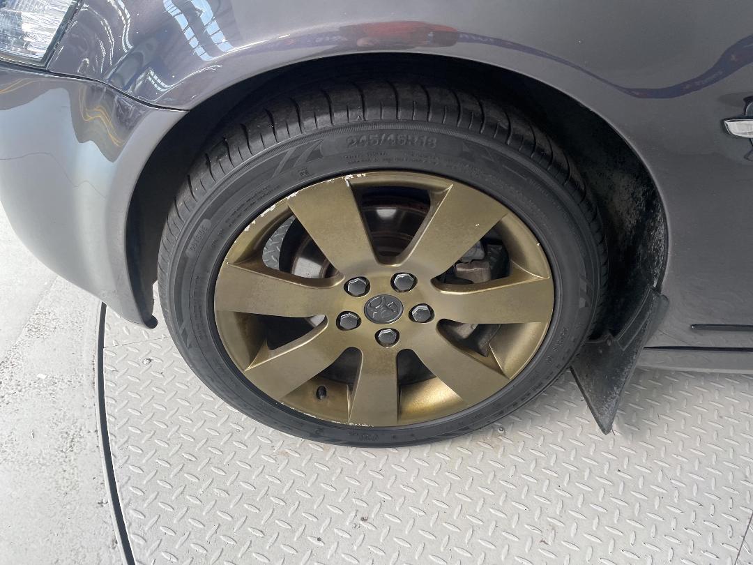 Photo '10' of Holden Commodore Photo '10' of Holden Commodore